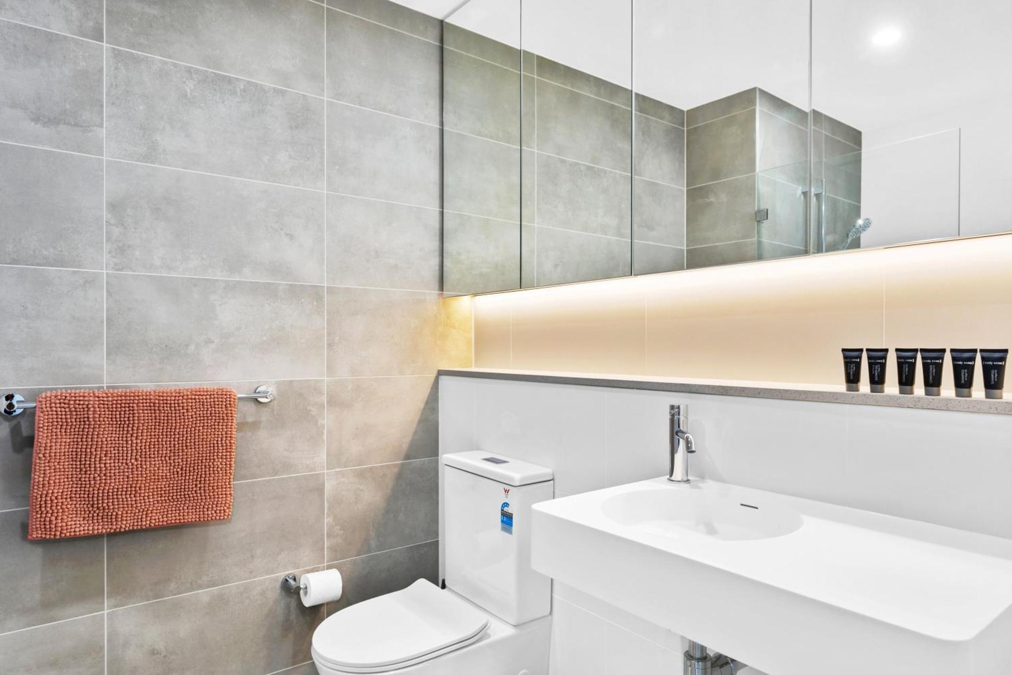 Arthur Hotel Bondi Junction No Reception And House Keeping No Sofa Bed Sydney Bagian luar foto
